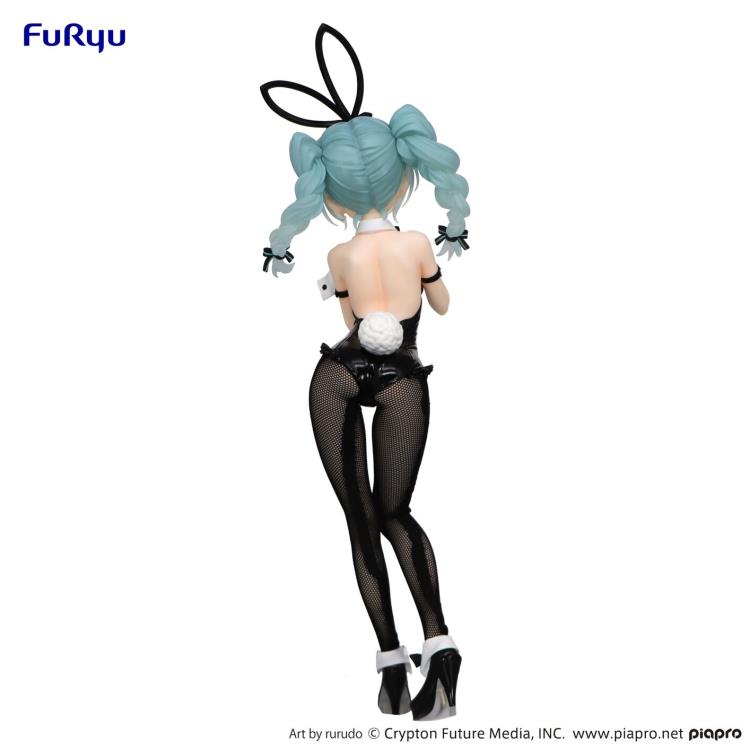 FURYU BICUTE BUNNIES FIGURE HATSUNE MIKU (RURUDO VER.) FURYU BICUTE BUNNIES FIGURE HATSUNE MIKU (RURUDO VER.)